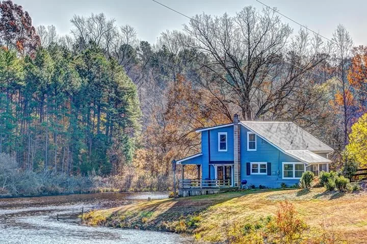 Cottage 2.jpg