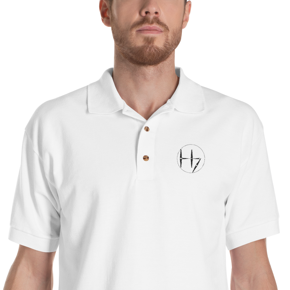 Crest-of-The-Heptad---White_mockup_Zoomed-in_Mens_White.png