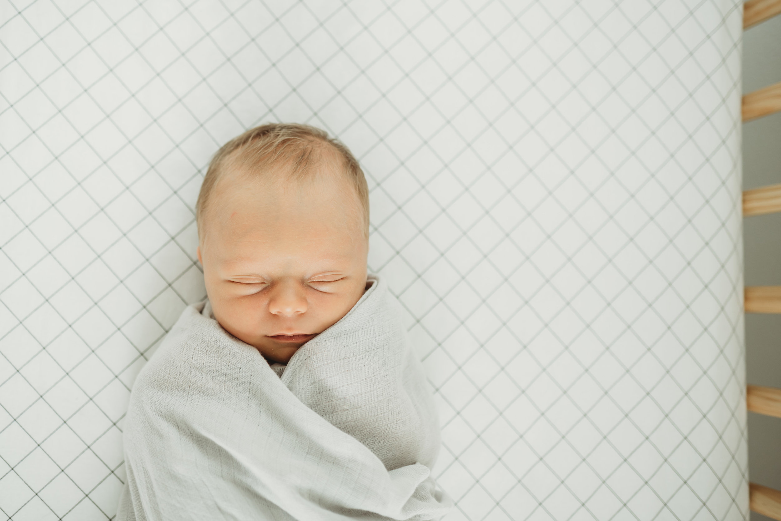 Natural Light Newborn Photographer Austin Texas-21.jpg