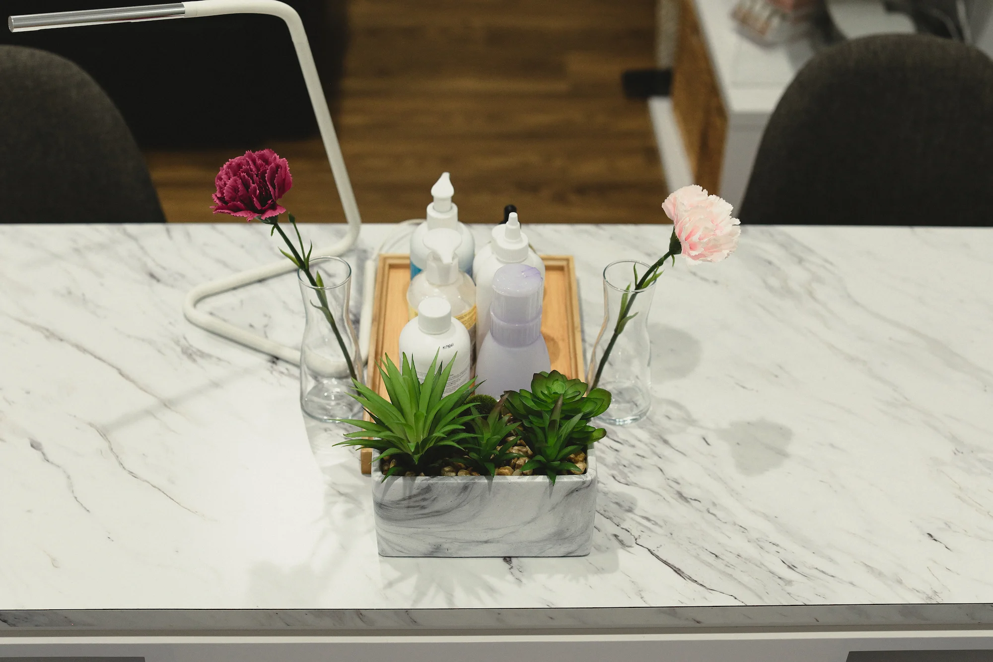 Inside-Nails_room-Products.jpg