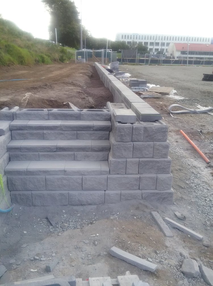 retaining-commercial.jpg