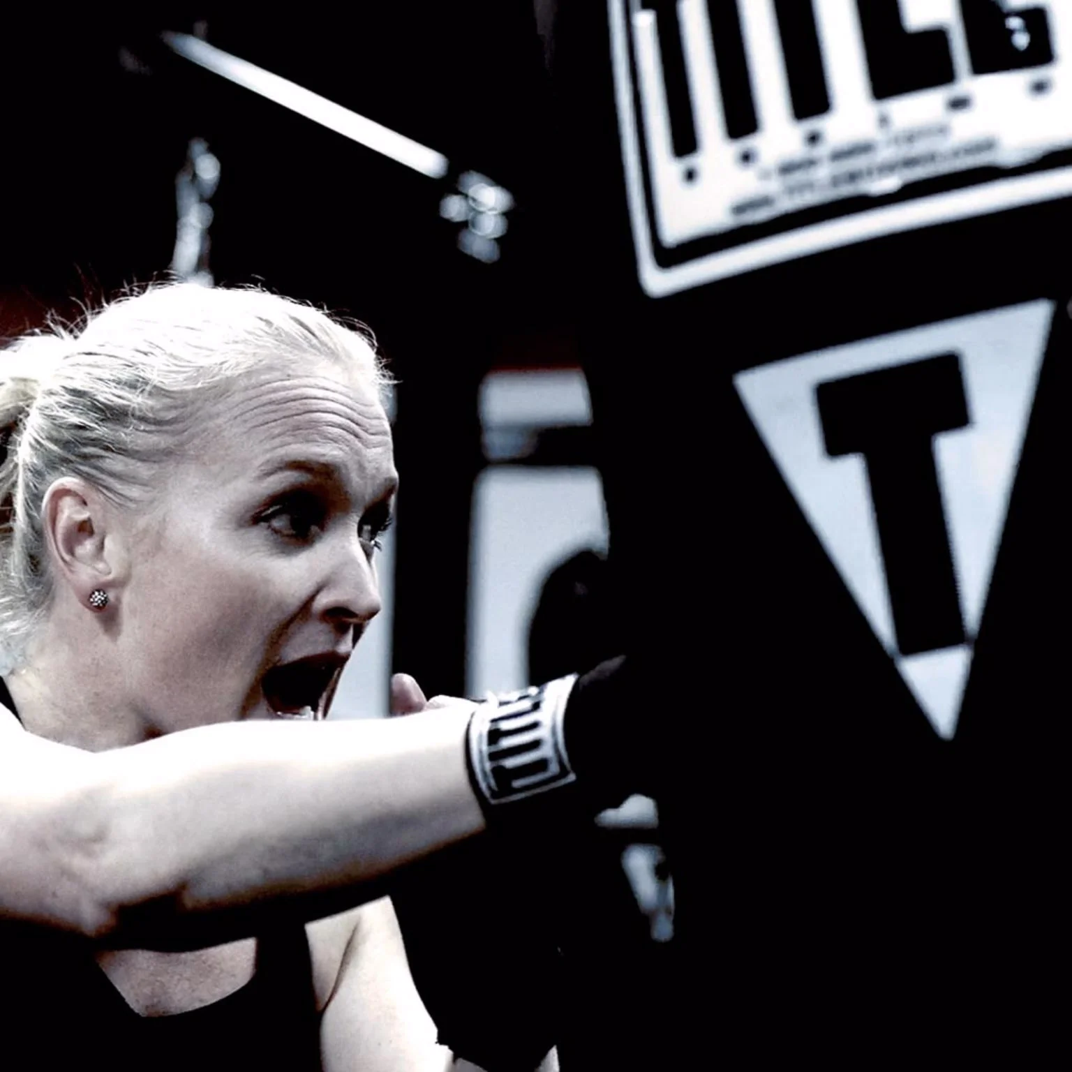 Title Boxing - Loop