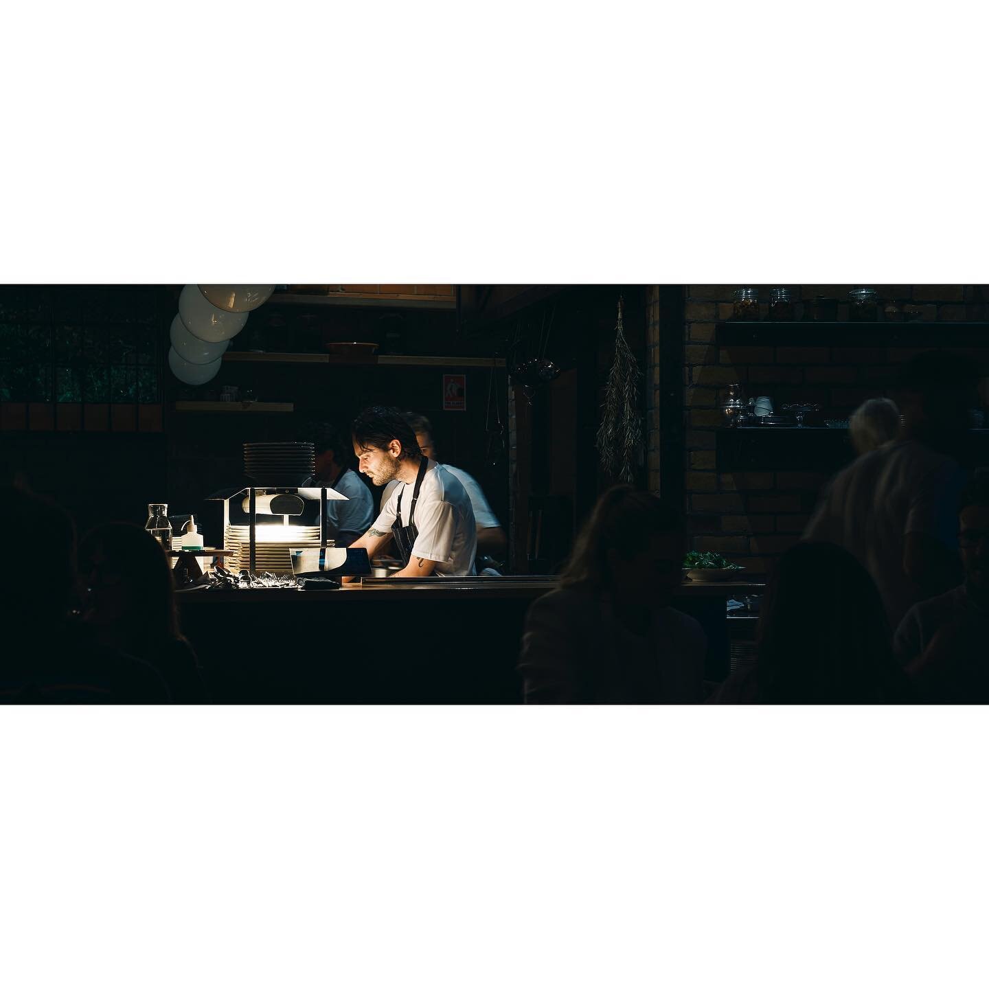 The concentration says it all! Hanging out at the beautiful @lilacwinebar #wine #winbar #vino #food #hospitality #cremorne #plating #vignette #streetphotography #melbourne #restaurant