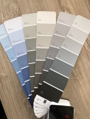 A paint fan deck