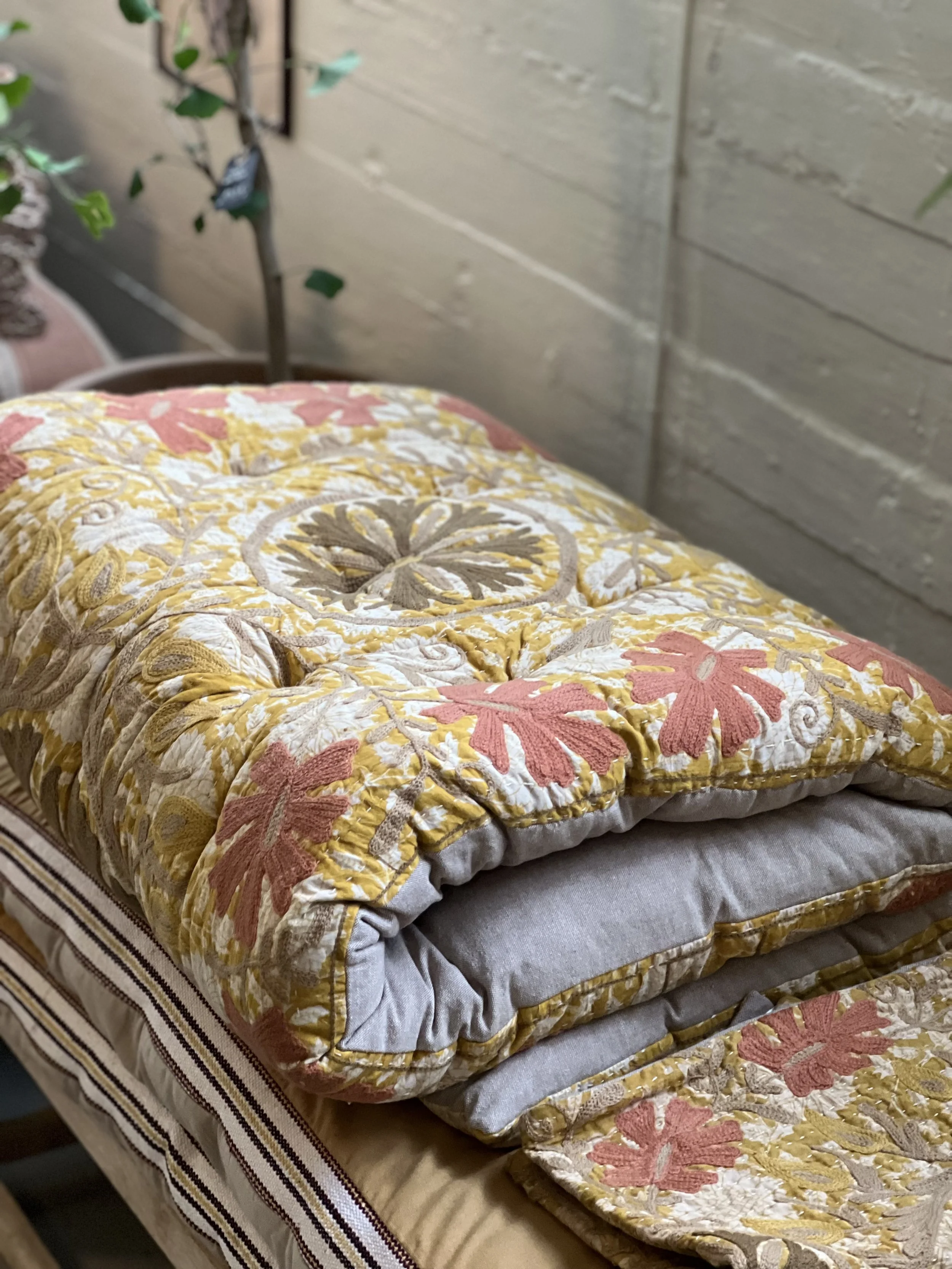 Madrass  70x180cm mustard/beige