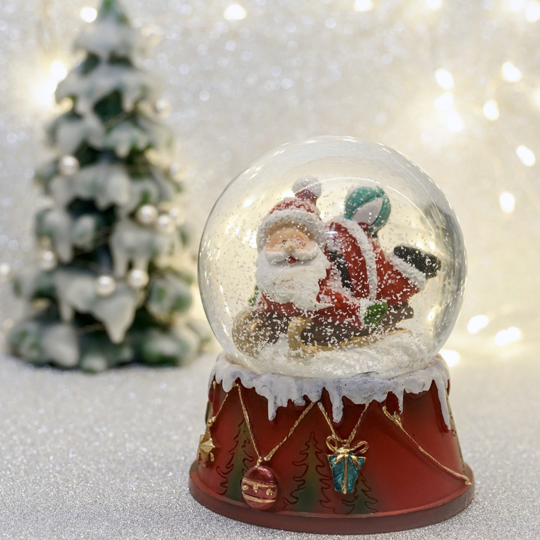 4 Fantastic Places to See Santa