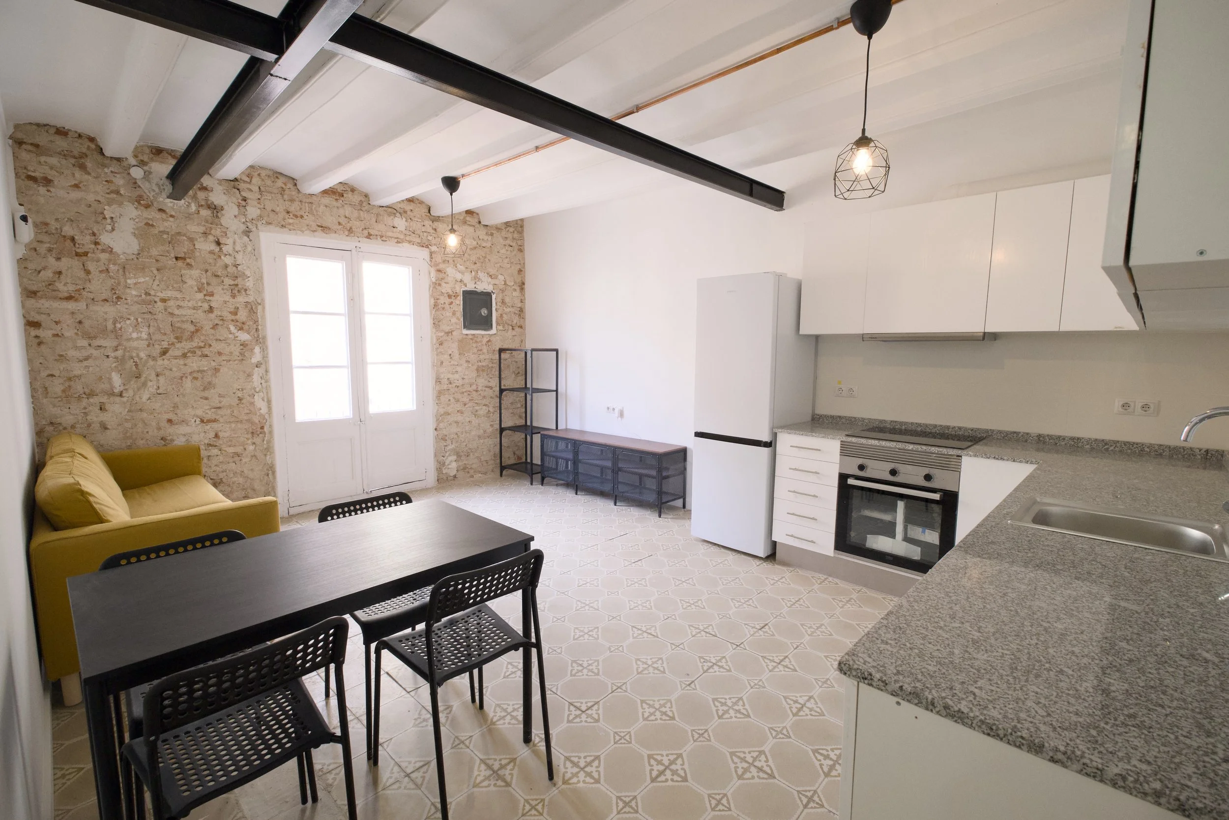 2 habitaciones en la Boqueria - 1.350€