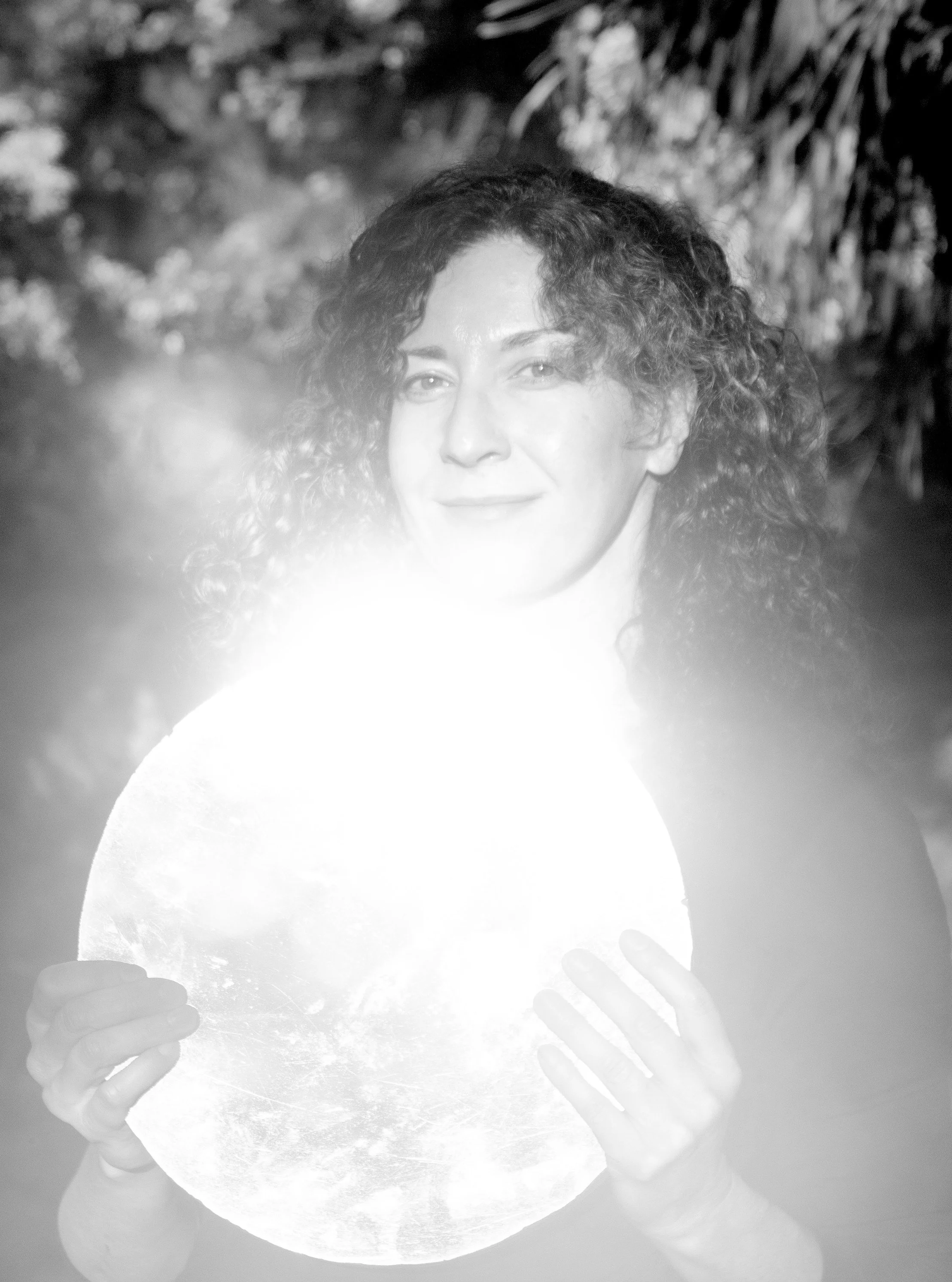 My practice sits in the space between seeing and not seeing.

Light, lens, dark, atmosphere. I work with sunlight and darkness, outside in the weather and inside the darkroom, trying to think through photography as something material, unstable and no