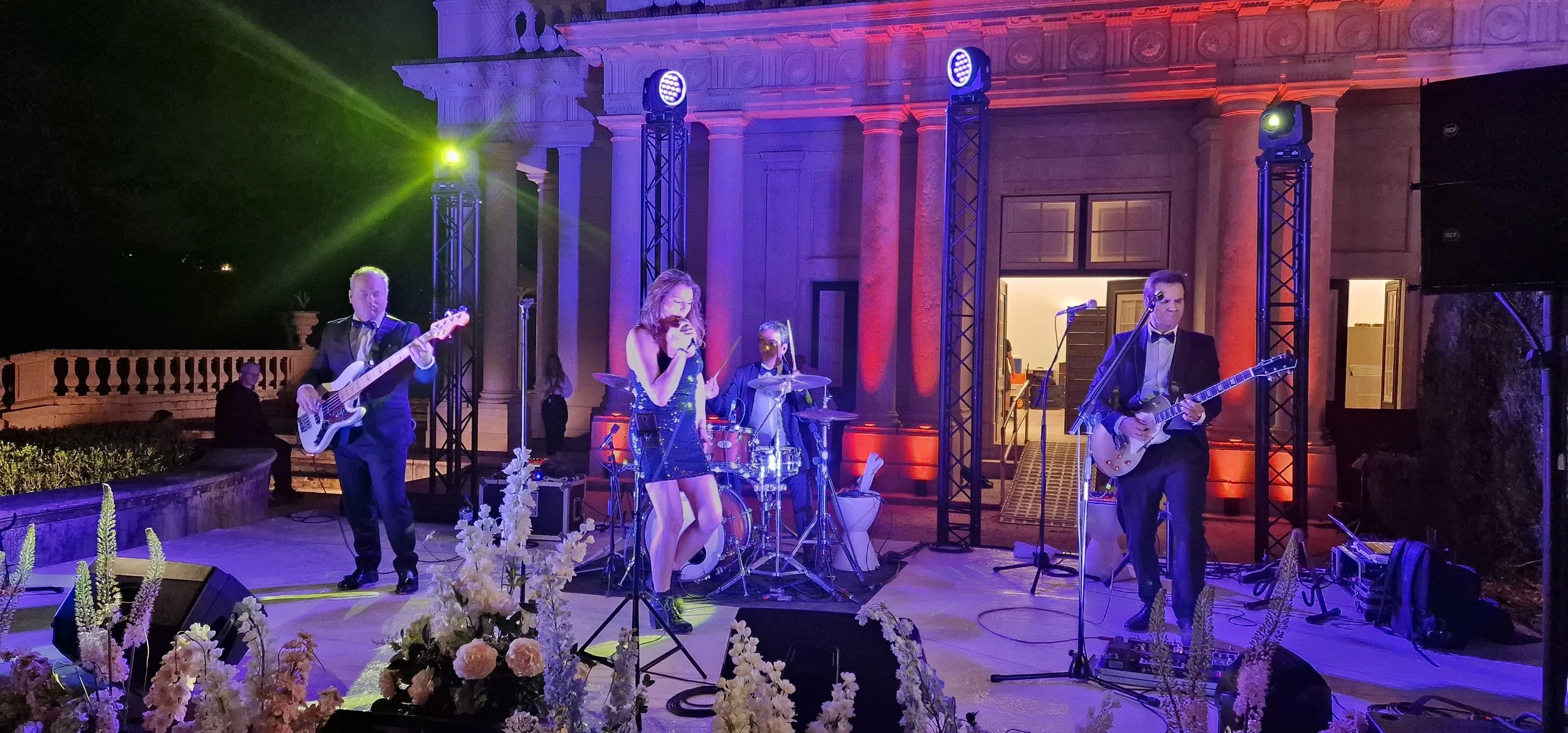 Covers Band Wedding Event 1.jpg