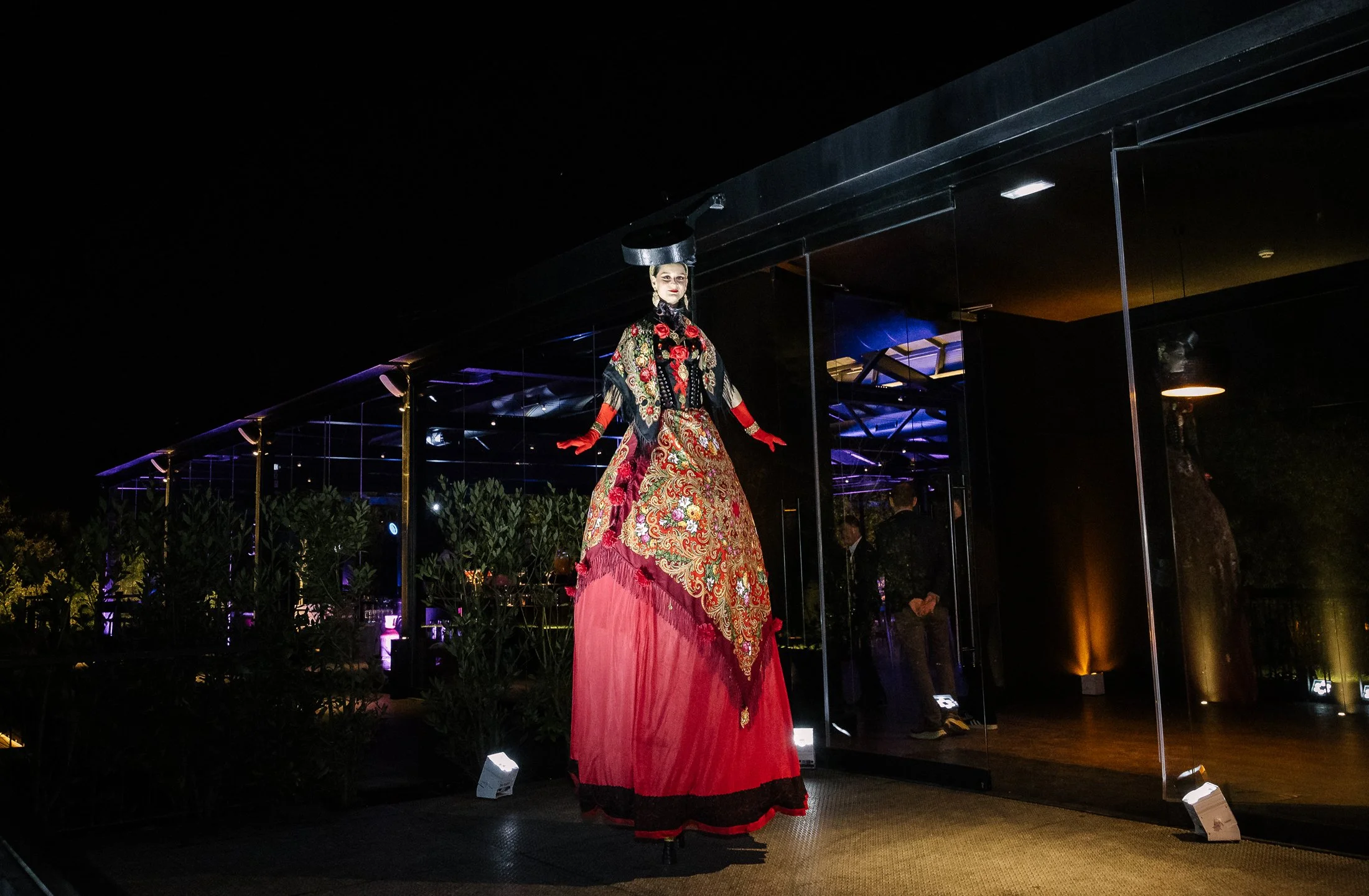 Stilt Walker Wedding Event 1.jpg