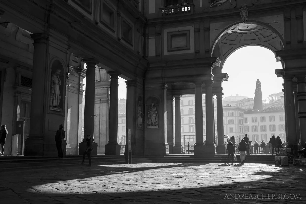 Andrea-Schepisi-photography-Firenze-Piazzale-degli-Uffizi-2.JPG