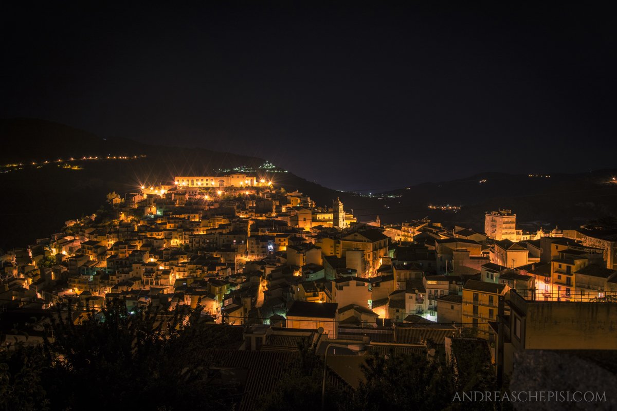 Andrea-Schepisi-photography-San-Piero-Patti-notte.JPG