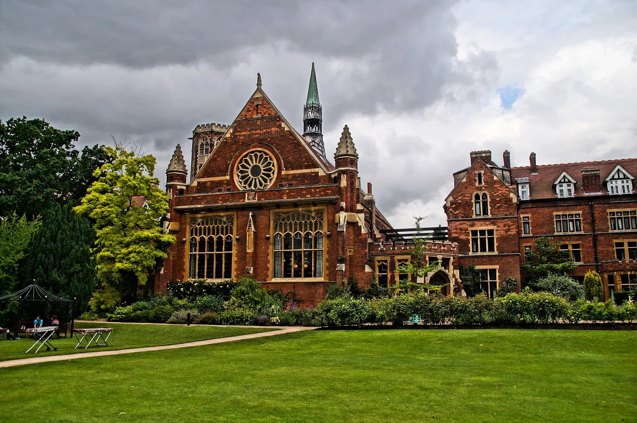 hammerton-college-1751689_1280.jpg