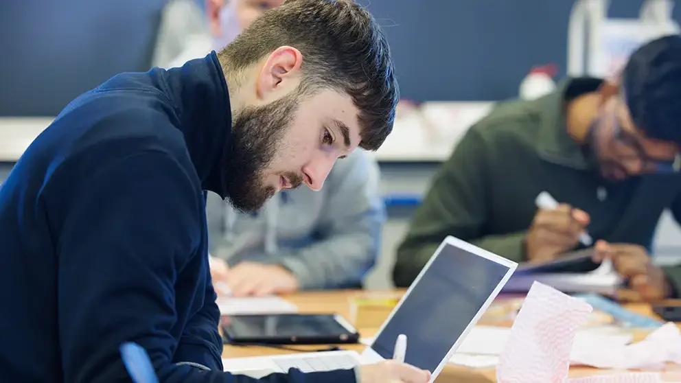 How to Write a Personal Statement for LSE and Other Top UK Universities