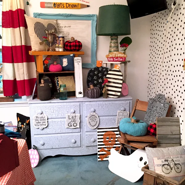 whimsy-studios-about-studio-pop-up-3.jpg