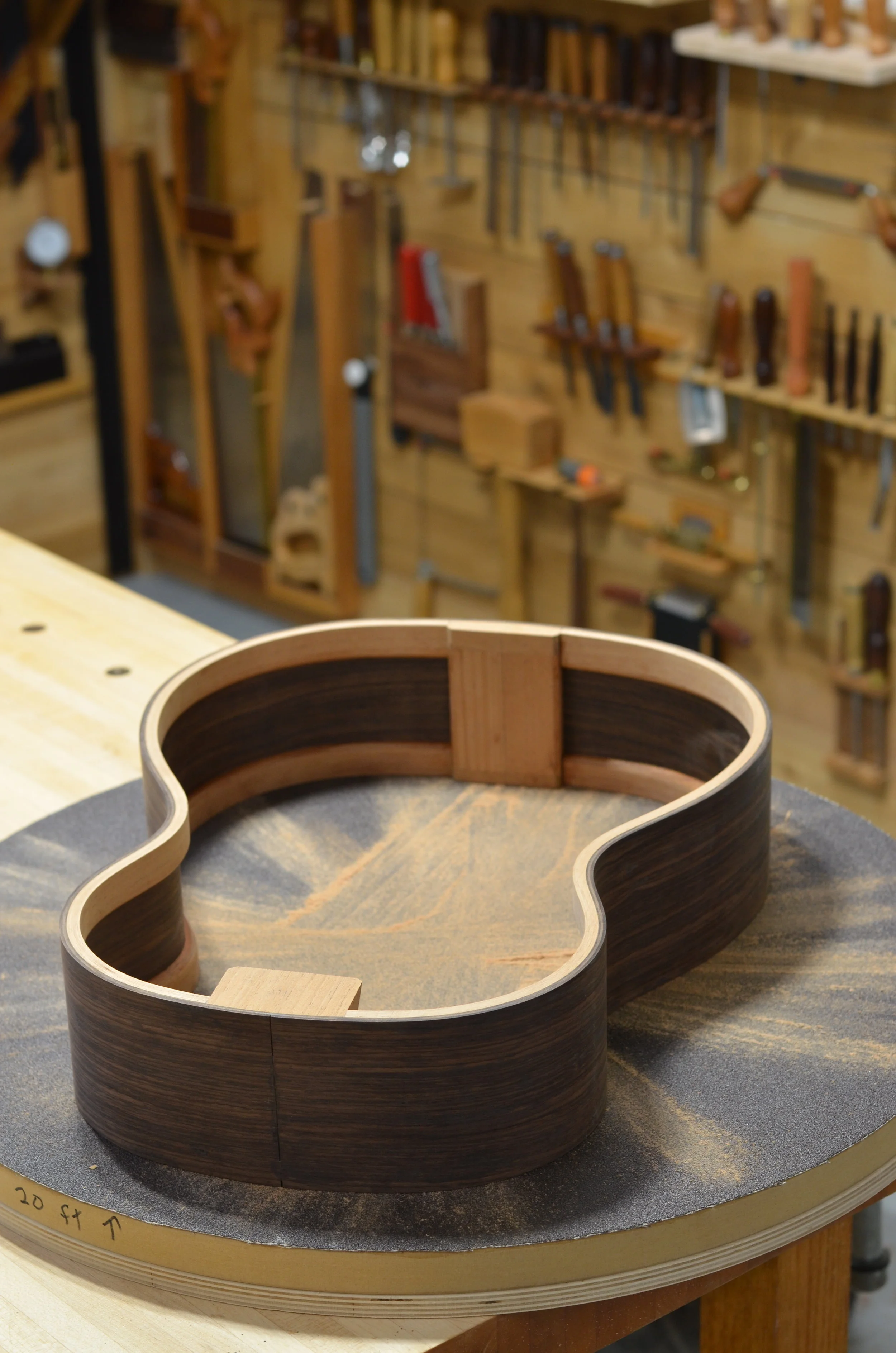 Adjusting back curve