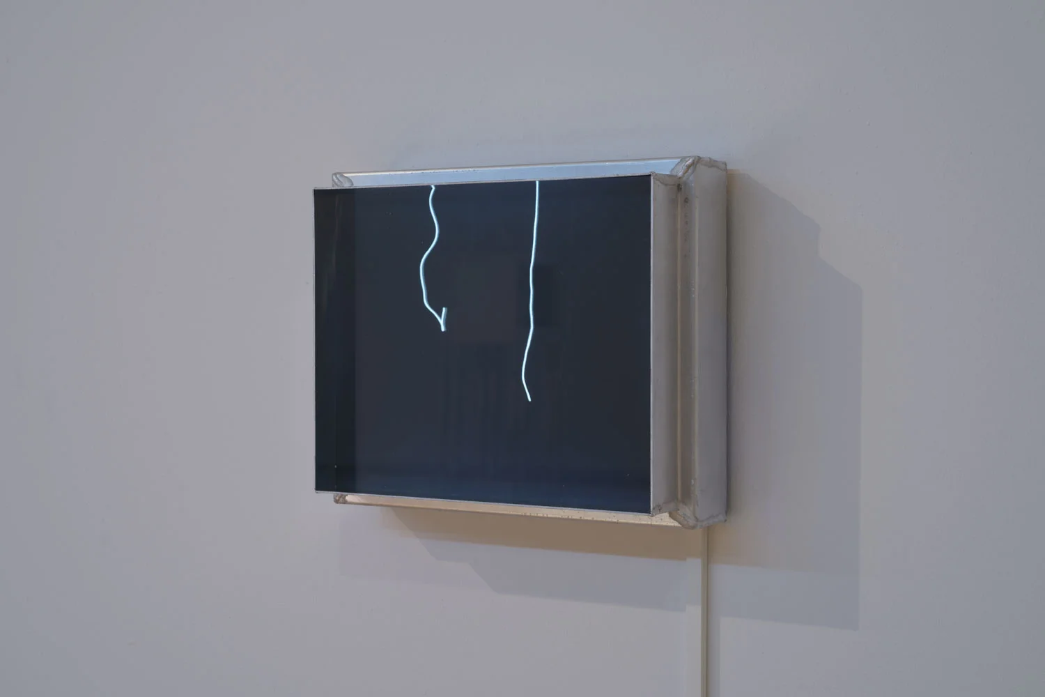 Thread 3, 17.28min filmloop. screen, aluminum case, 50mm plexi 37x31x12cm w/h/d Edition of 3 2018