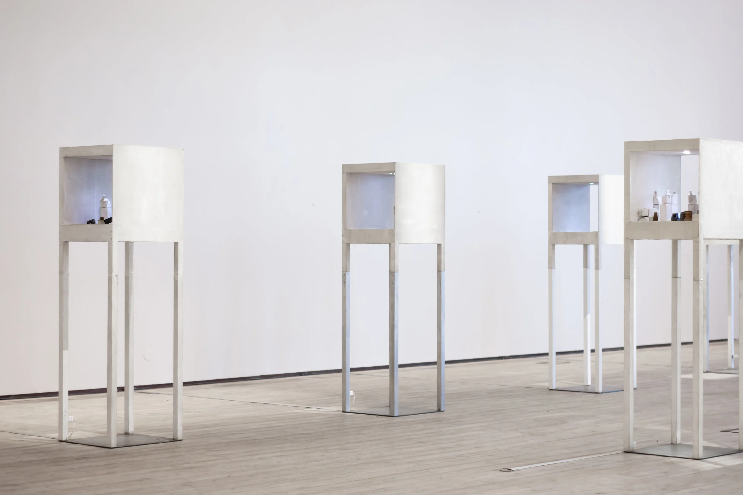 Scenes 1-10 installation view, Kristinehamns Art Museum winter 2018-19, foto Nina Simonen