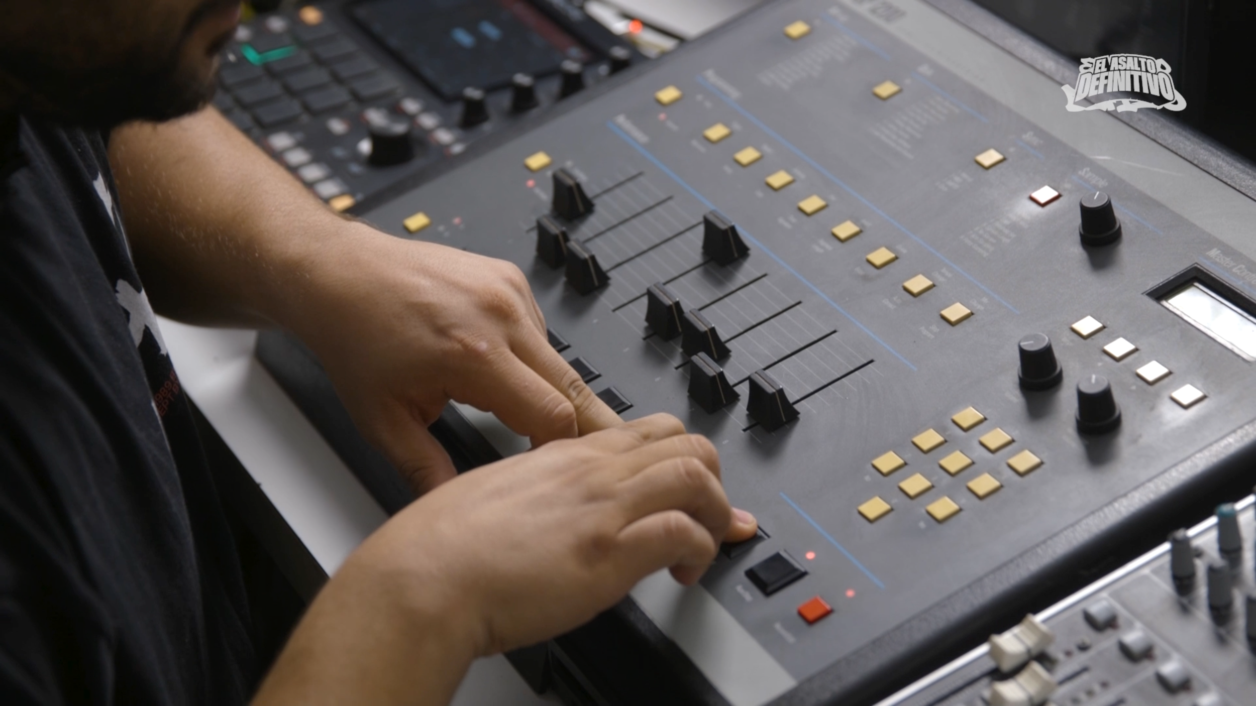 EL ASALTO DEFINITIVO