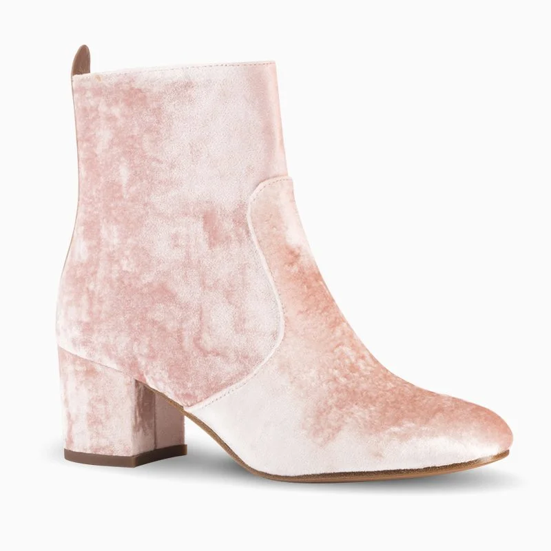 Galleria_Erin_Coach_Bootie0865.jpg