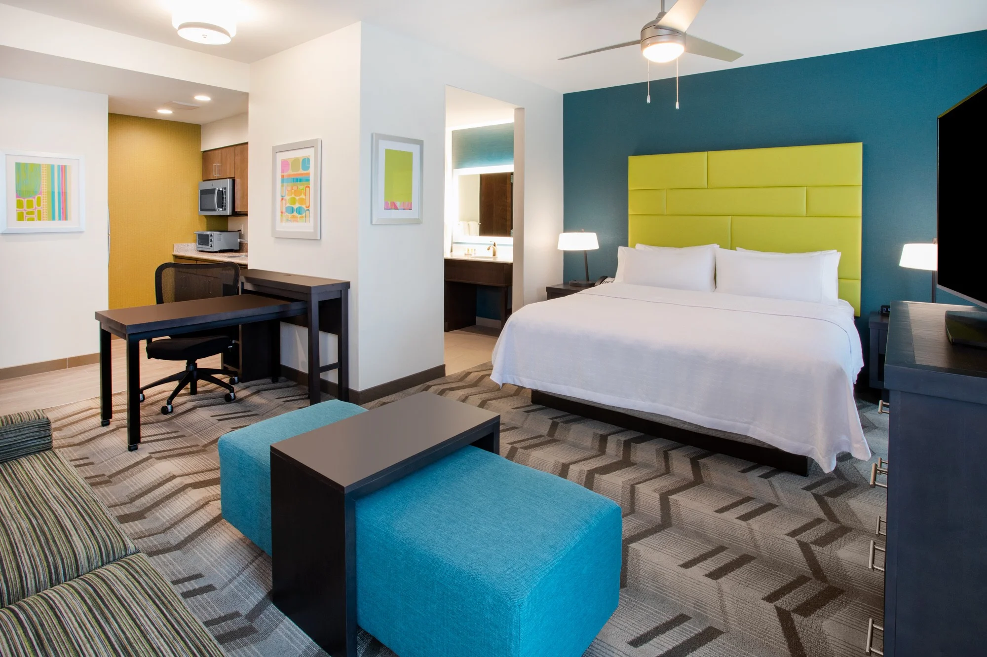 Homewood Edina-Room 424-King Studio-optimized.jpg