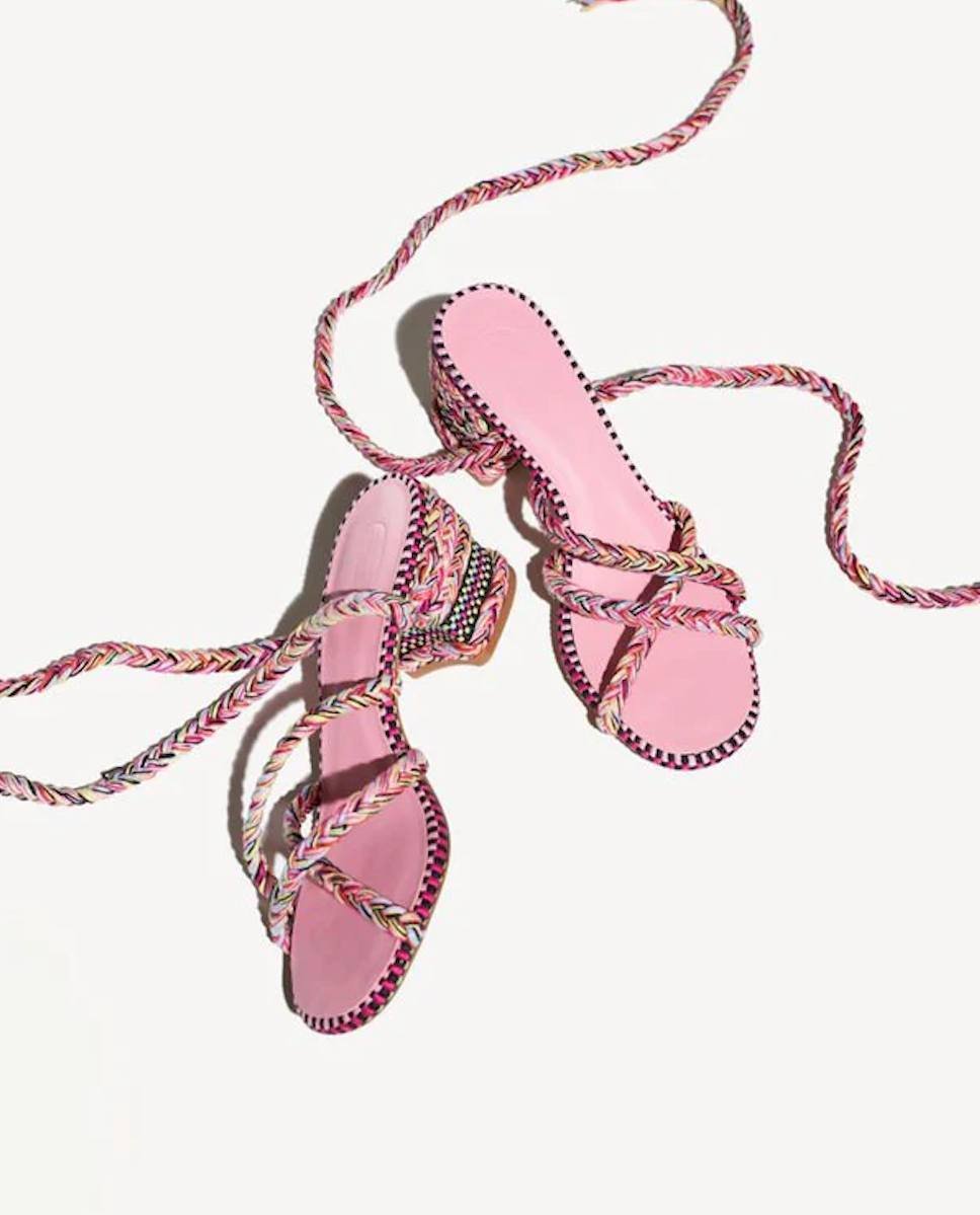 Say &quot;Bonjour&quot; to the shoe of the season. The Isabel sandal from @amambaih_paris has arrived at @pumpzco. ✨⁠