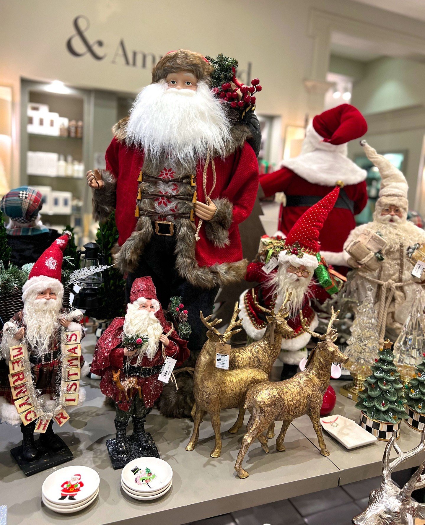 Santas on parade! 🎅 Take your pick from @ampersandgalleria's cheerful collection of jolly fellows and add some extra holiday magic to your home this season. ⁠
