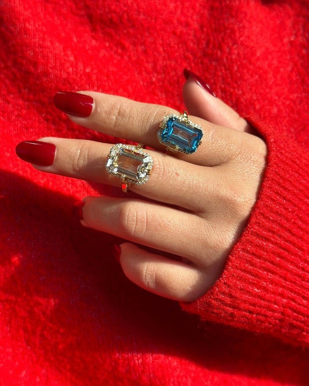 Give the gift of a luxurious, timeless @goshwara piece to the jewelry lover in your life&mdash;rich in color, radiant sparkle and undeniable elegance. Discover these dazzling stones and more at @jbhudsonjewelers this week! ✨