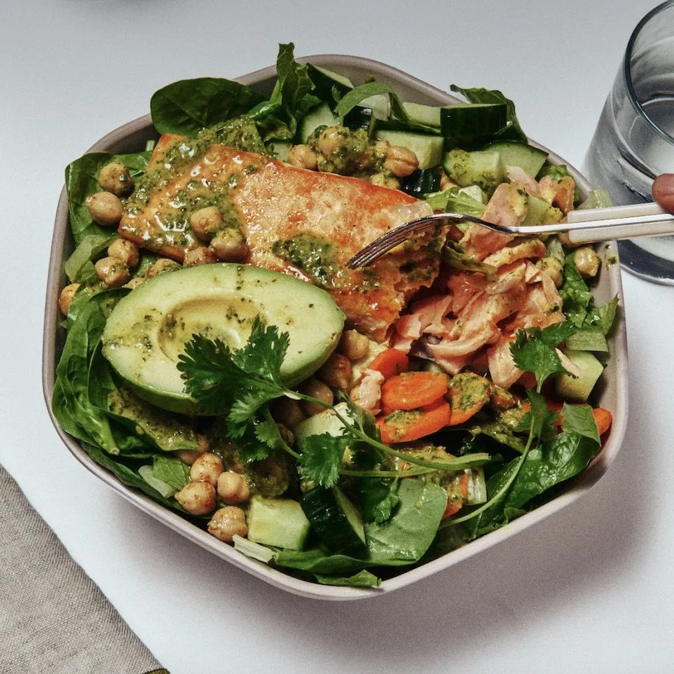 Introducing the @sweetgreen x @function menu &mdash; five new bowls, thoughtfully crafted by @drmarkhyman and designed with your health goals in mind. Discover these new additions, now available at Galleria's Sweetgreen location! 🥗⁠