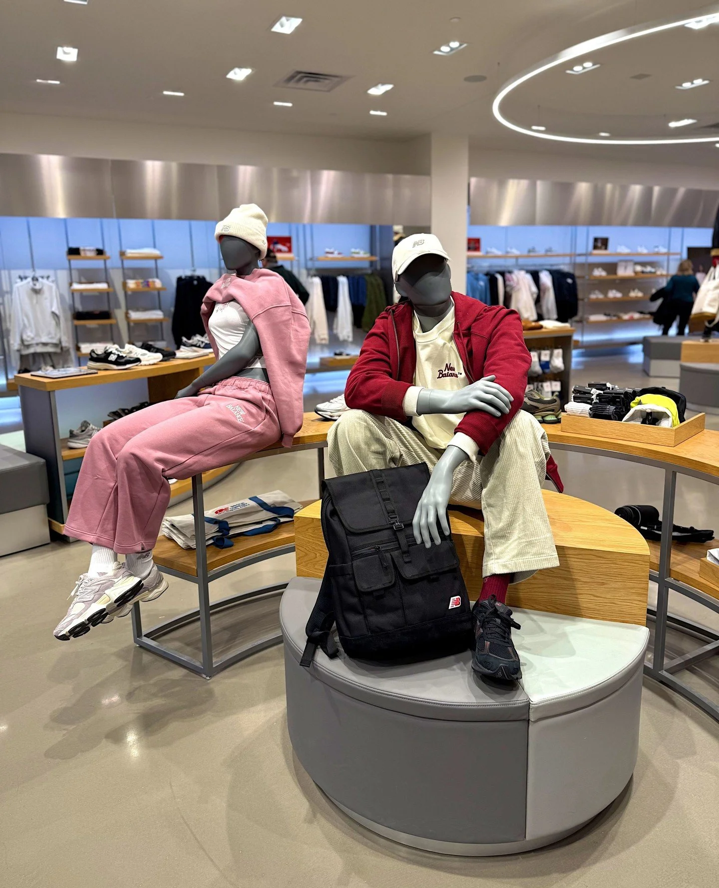 Blush‑toned activewear that&rsquo;s perfect for moving through the season of love 💕 Shop these stylish finds and more in‑store at @newbalance.