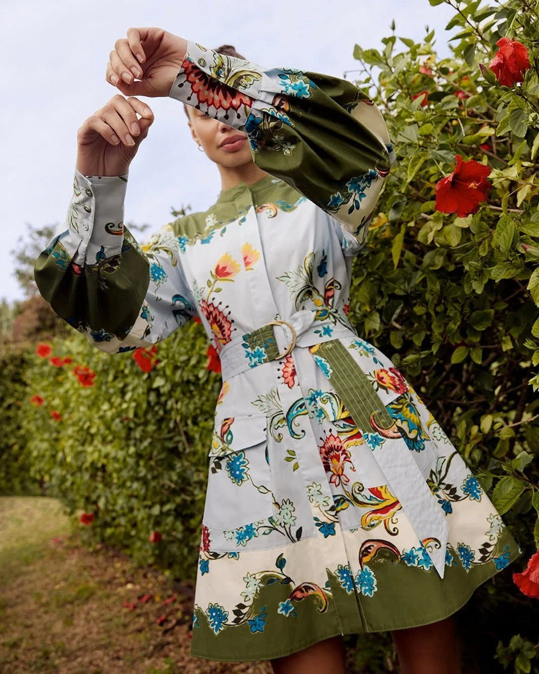 Floral fashions from @mellyedina have us stepping into March with a little extra pep! 🌺 Fresh, feminine and effortlessly chic, this @_marieoliver_ design is the perfect way to welcome the spring season.⁠