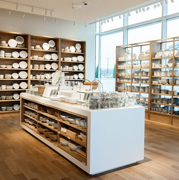 CRATE &amp; BARREL | Private Registry Event with Light Bites