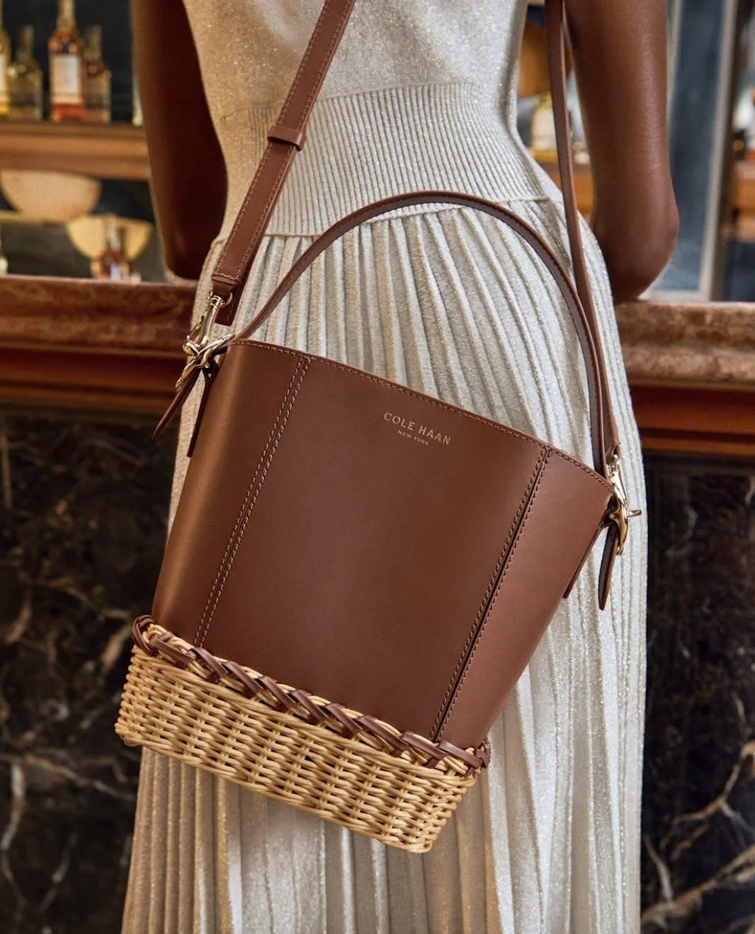 This season, @colehaan&rsquo;s handbags are stepping into the spotlight. ✨ From beautifully structured silhouettes to summer-ready woven textures, these elevated accessories are quickly becoming our go-to finishing touch for every warm-weather ensemb