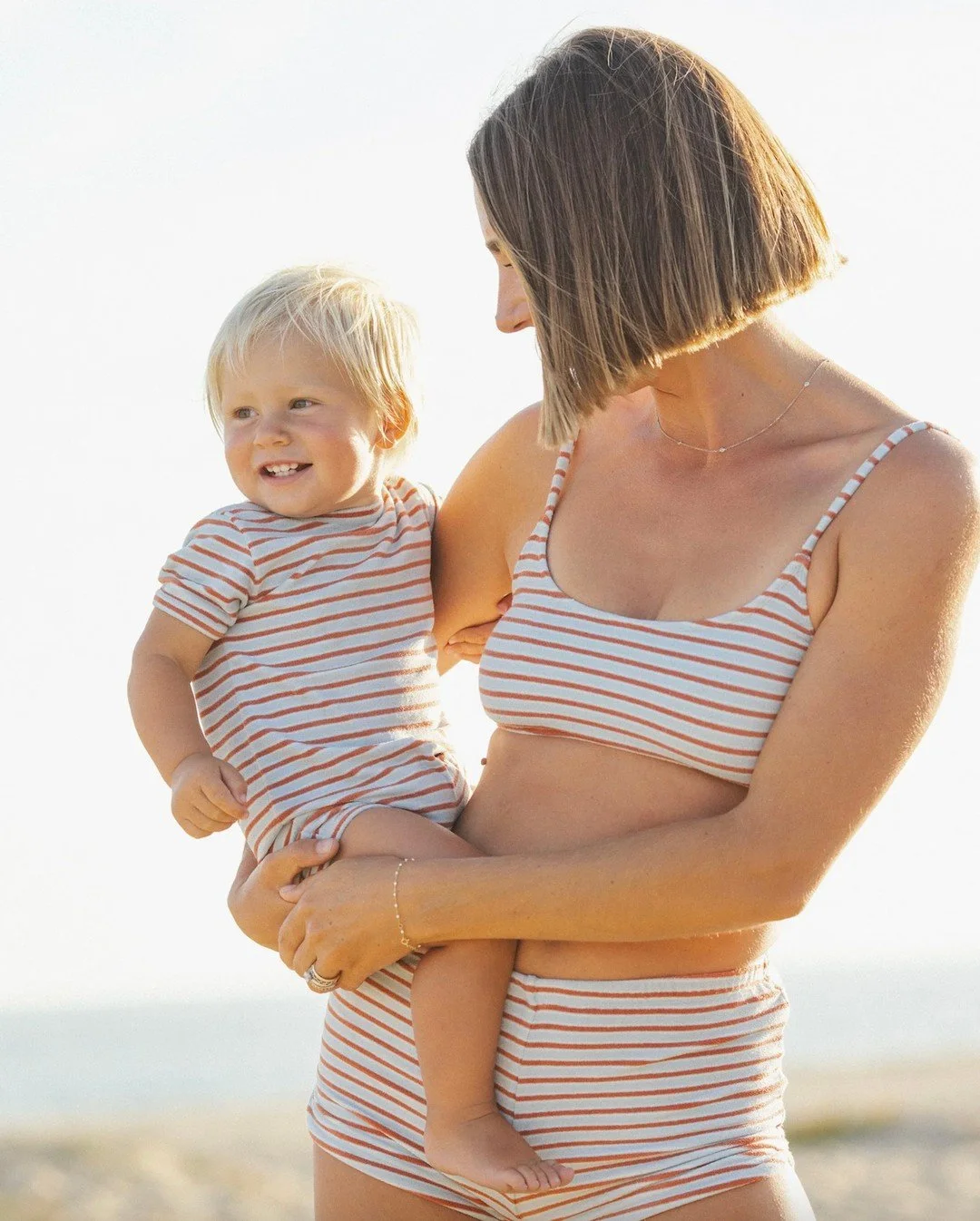 Stars, stripes, and the sweetest Fourth of July styles for moms and littles! ❤️🤍💙 From festive favorites to coordinating sets, @shop.sweet.ivy has everything you need to celebrate the holiday in summer-approved style. Shop their curated collection 