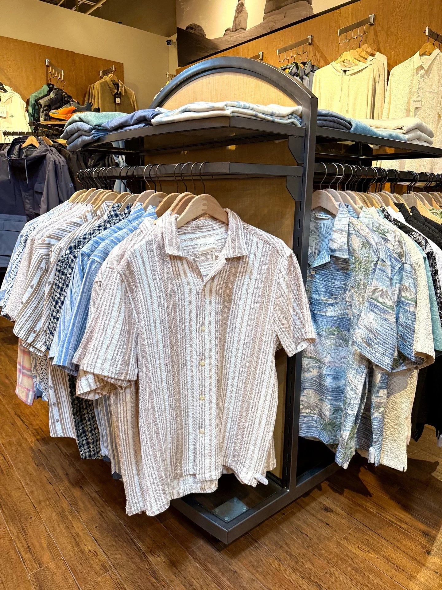 The forecast? Hot. Your wardrobe? Oh-so cool. 😎 ⁠
⁠
Fellas, stay comfortable without compromising your style thanks to @trailmark1992's collection of breathable fabrics and elevated short-sleeve essentials. Stop by this week to discover what's new! 