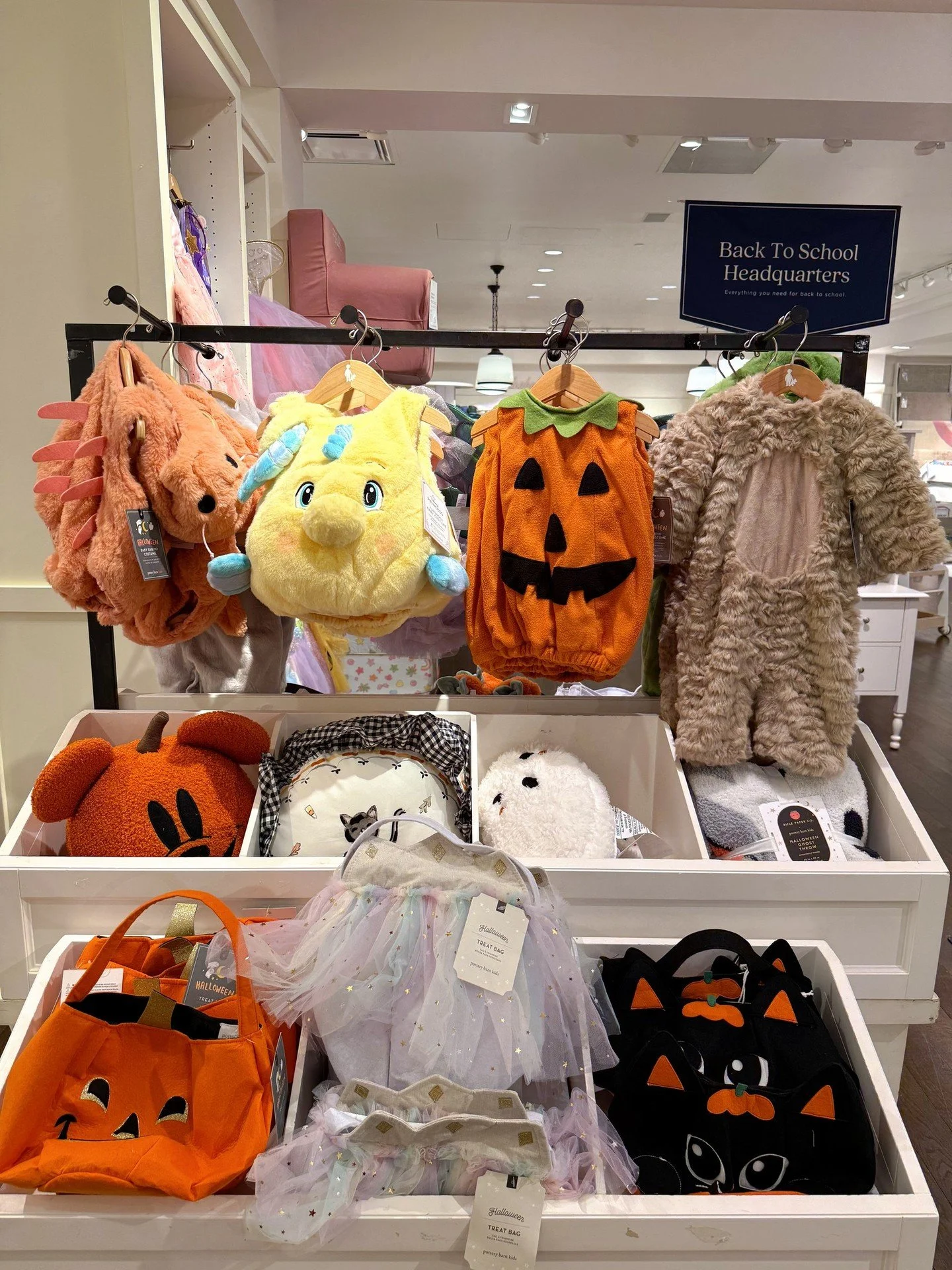 Calling all little pumpkins, princesses, astronauts, and trick-or-treaters! 🎃Halloween dress-up has arrived at @potterybarnkids, with costumes made for every kind of imagination. Whether they&rsquo;re dreaming of something magical, adventurous, cudd