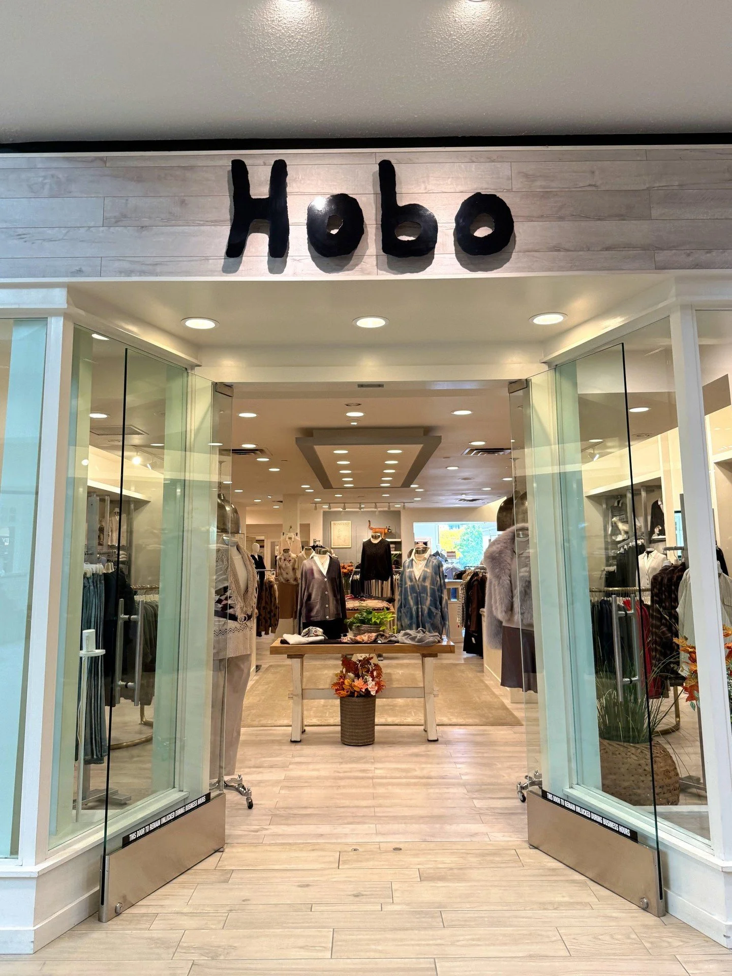 Some Galleria favorites just know how to do fall fashion. A longtime destination for beautiful finds and fabulous apparel, @hobogalleria is welcoming cooler days with all the layers we love most. Think soft knits, classic cardigans, cozy jackets, ric