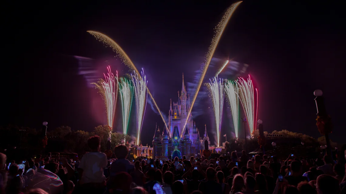 disney_magic_kingdom_fireworks.jpg