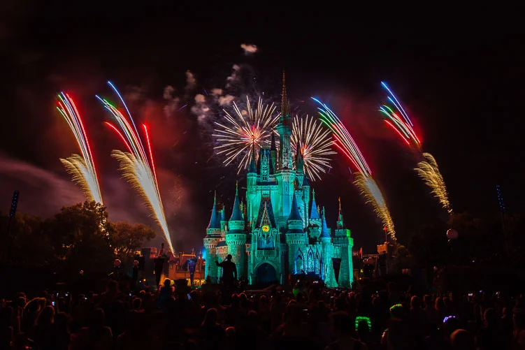 disney_magic_kingdom_fireworks_2-1.jpg