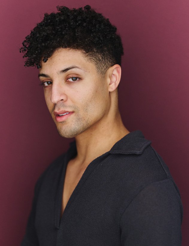 Brian Earles Headshot.jpg