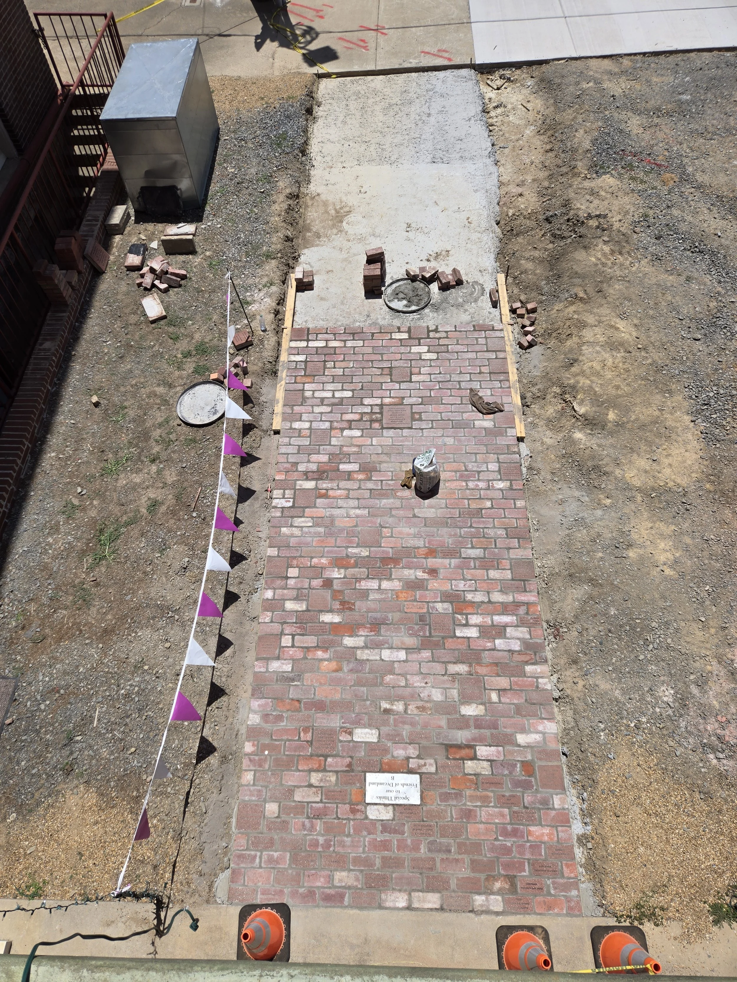 newpaversidewalk.png