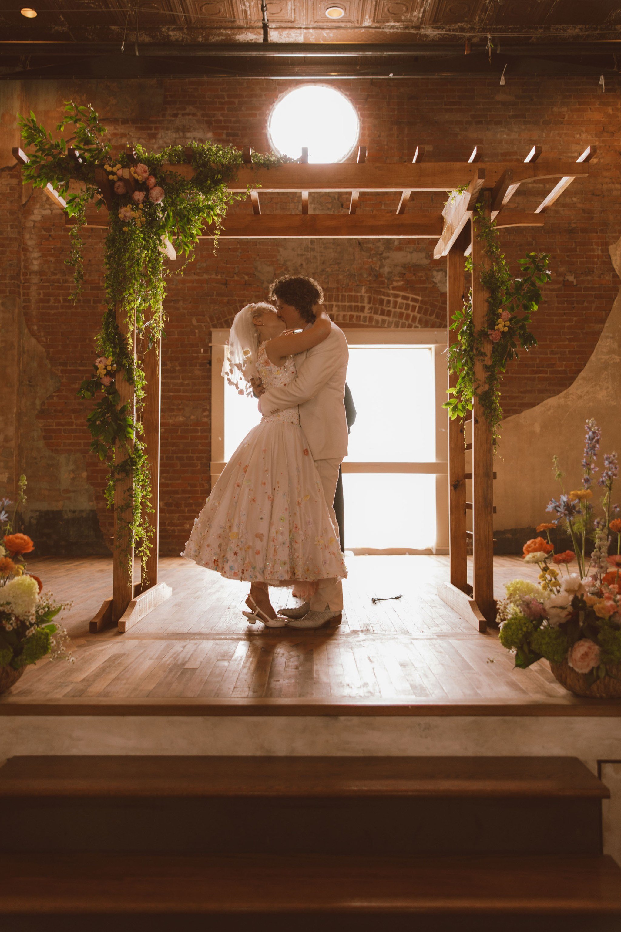 Little_Rock_Colorful_wedding_09.jpg