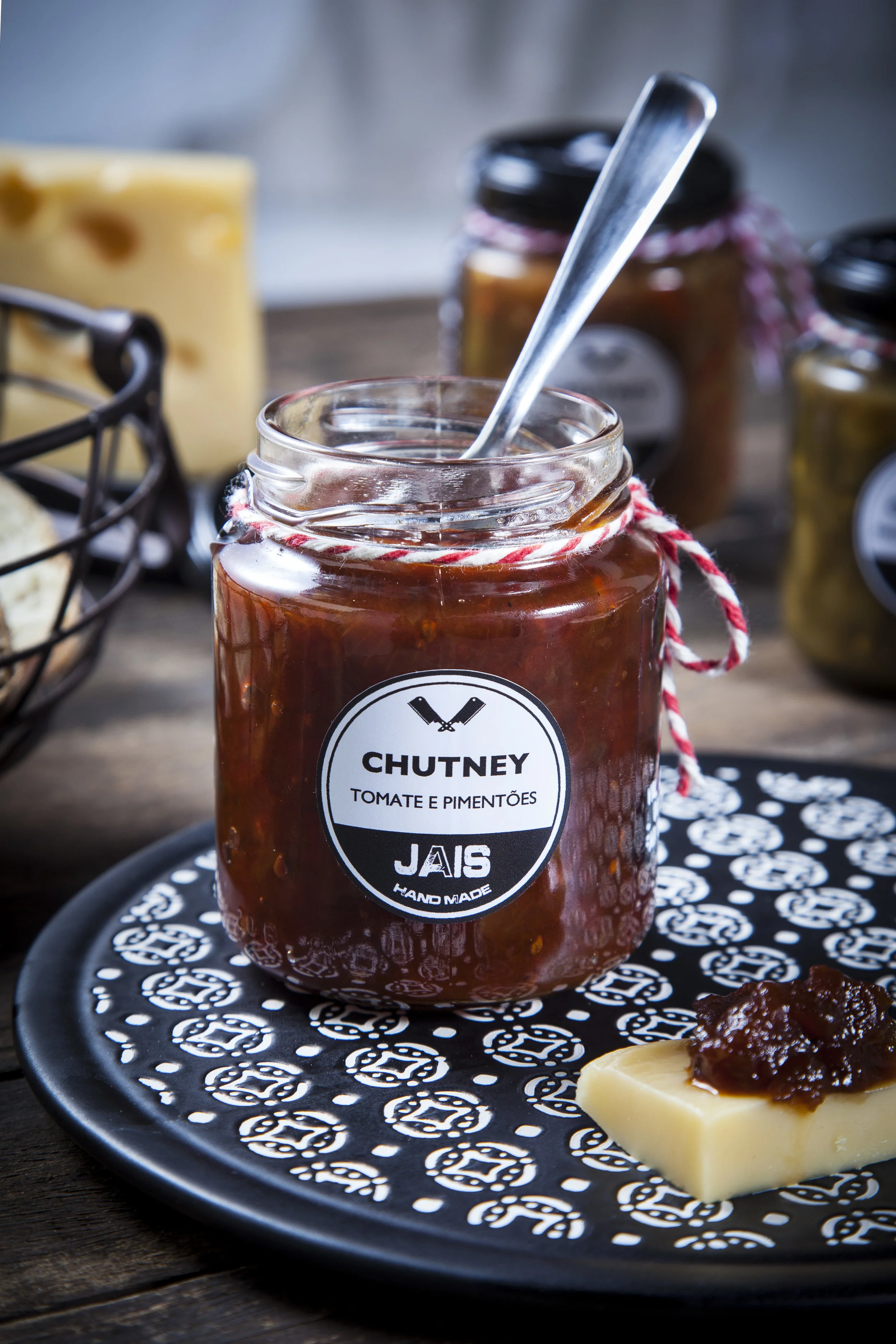 chutneys-jais-hand-made.jpg