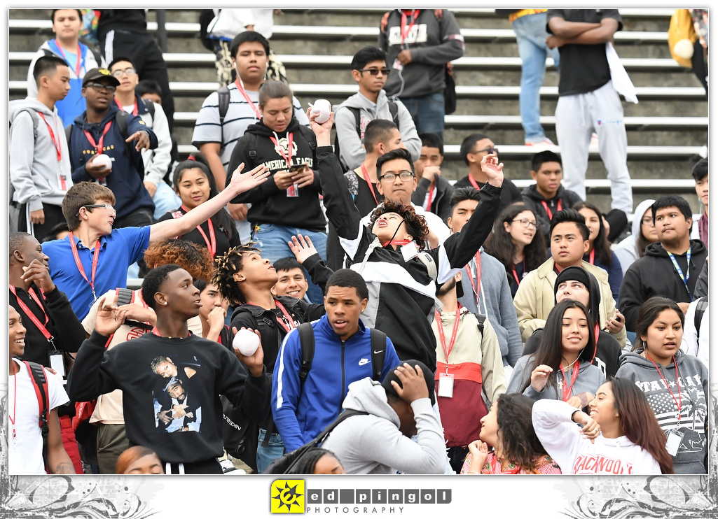 2018.09.06 - PitCCh In at Vallejo High School 17217.JPG