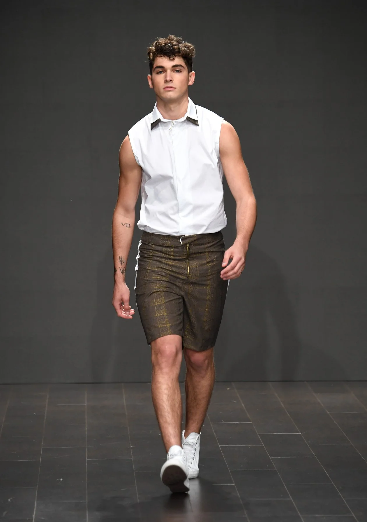 Look 6