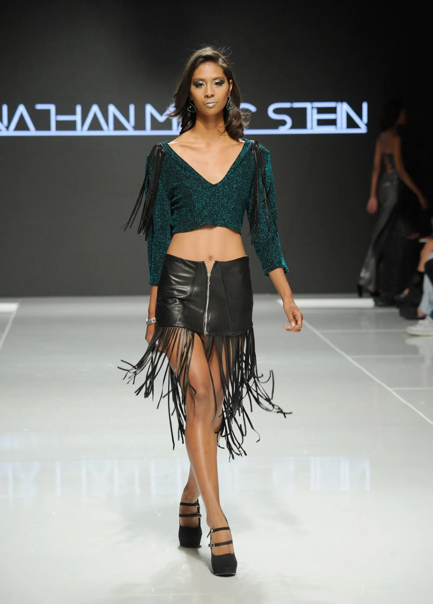 Look 13