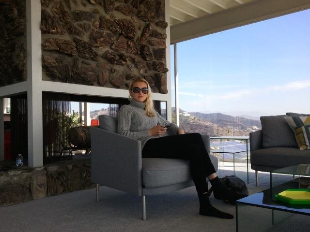 Luana Hildebrandt in Los Angeles in the iconic Case Study House 21  "The Stahl House" designed by architect Piere Koenig 