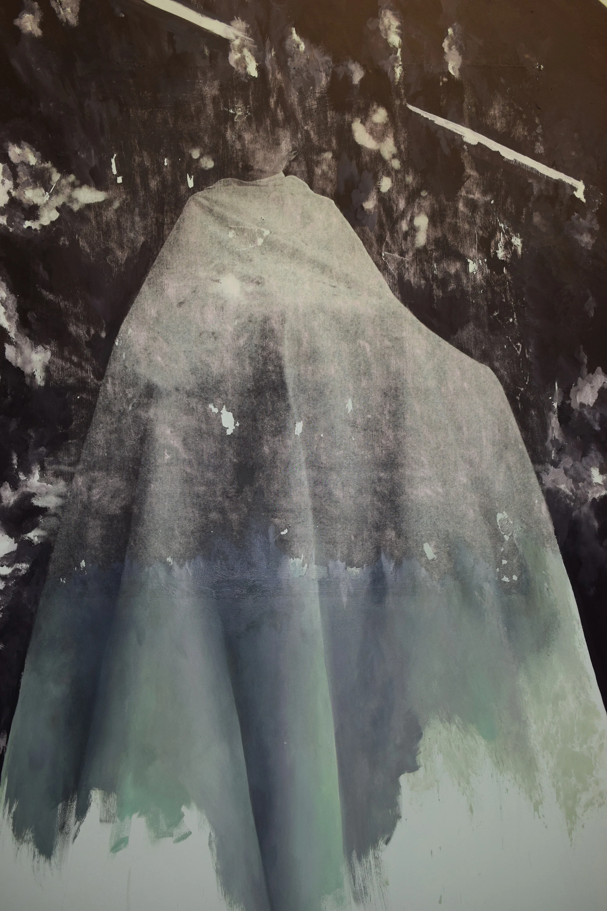 ghost1small.jpg