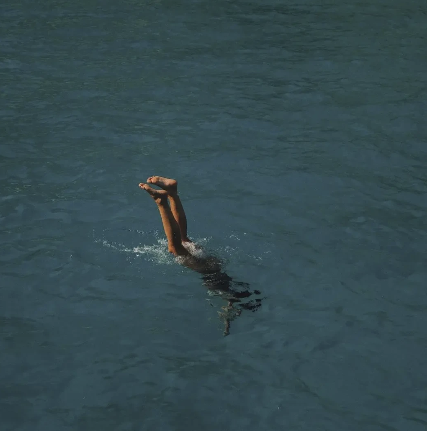 Ocean Sea Girl Diving in