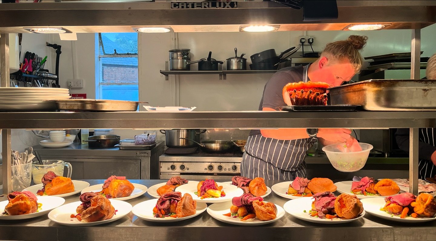 Limited Sunday Roasts left for 2024 🍽️

Christmas Feast dates coming this week 🎄

#farmcafe #dothemahigetthetreats #devonfood #devonfoodie #devoncoffee #copperkiwi #yellinghamfarmfood